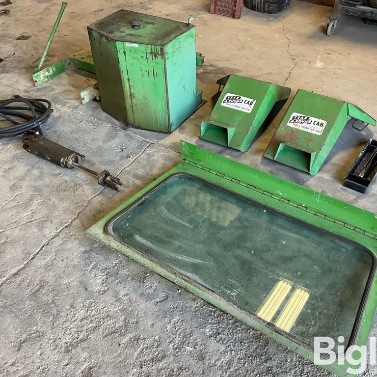JOHN DEERE 4230