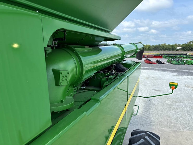 2015-john-deere-s680-image-101