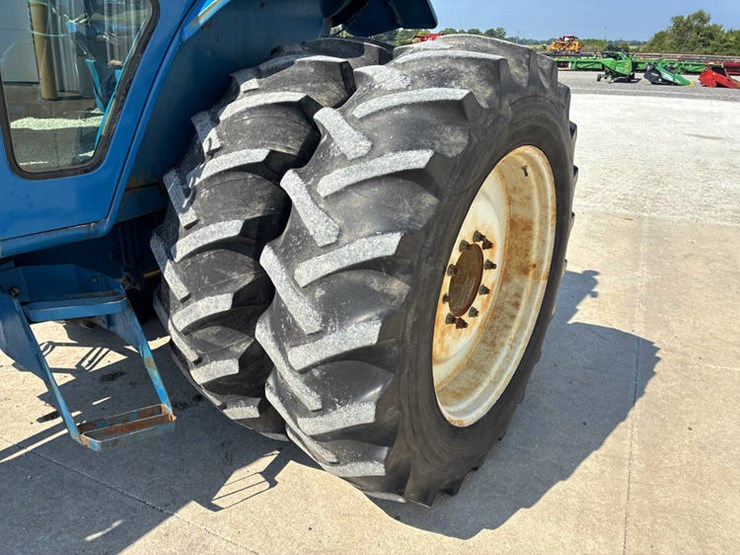 ford-tw25-image-43