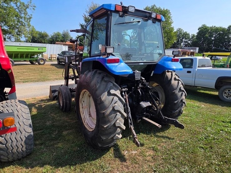 new-holland-ts100-image-3