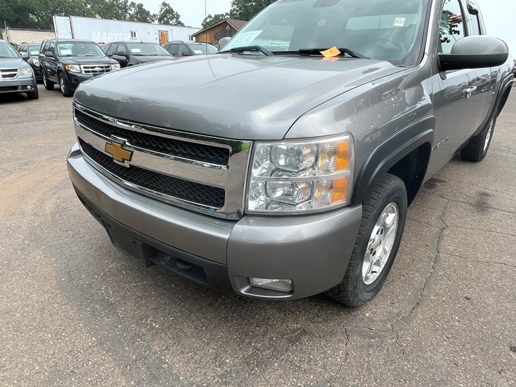 2007-chevrolet-silverado-1500-image-26