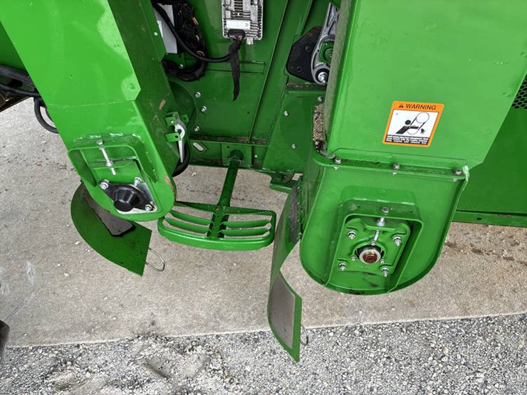 2015-john-deere-s680-image-92
