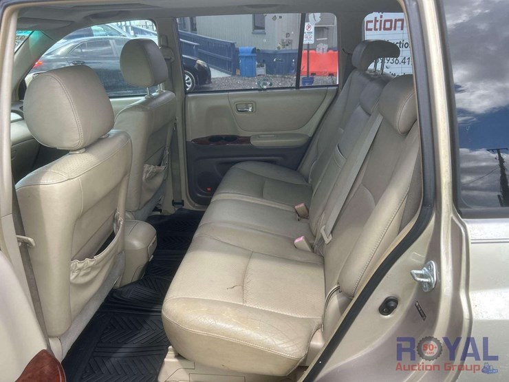 2006-toyota-highlander-image-17