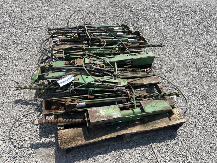 john-deere-7000-image-1