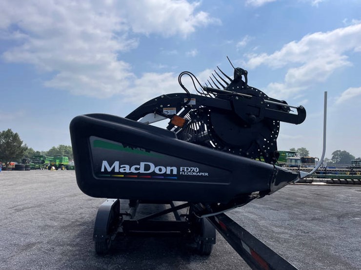 2011-mac-don-fd70-image-18