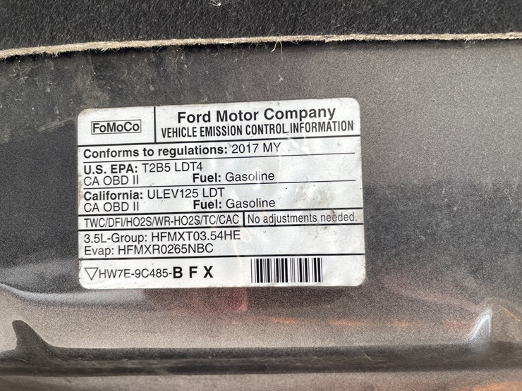 2017-ford-expedition-limited-image-36
