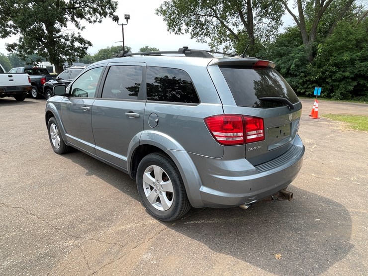 2010-dodge-journey-sxt-image-7