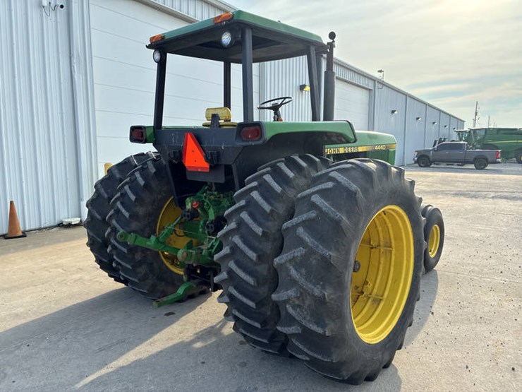 1982-john-deere-4440-image-6