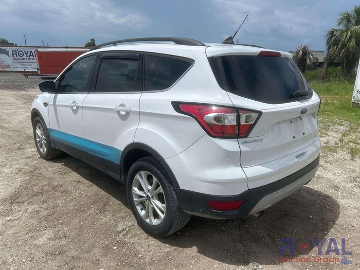2018-ford-escape-se-image-4