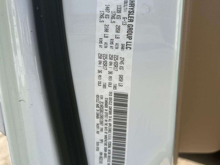 2013-dodge-grand-caravan-se-image-4