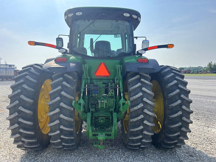 2012-john-deere-8285r-image-8