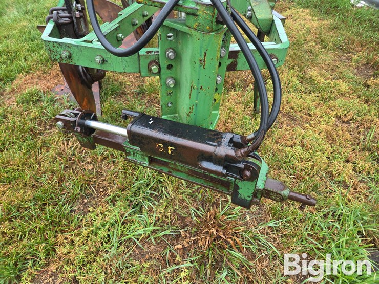 john-deere-5-image-8