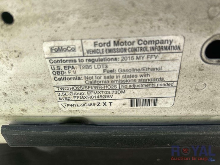 2015-ford-explorer-image-16