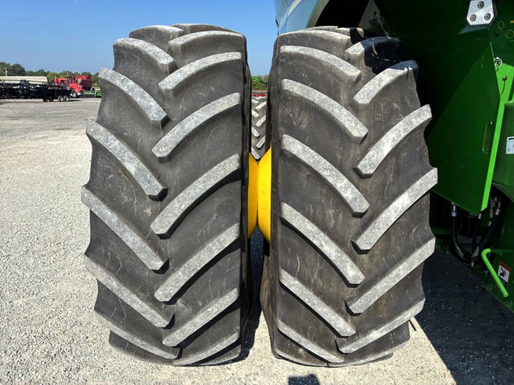 2024-john-deere-s780-image-31