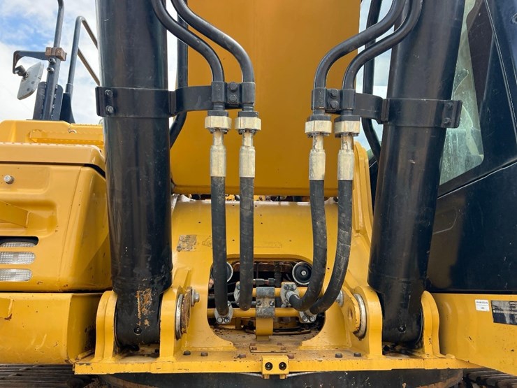 2017-caterpillar-336fl-image-14