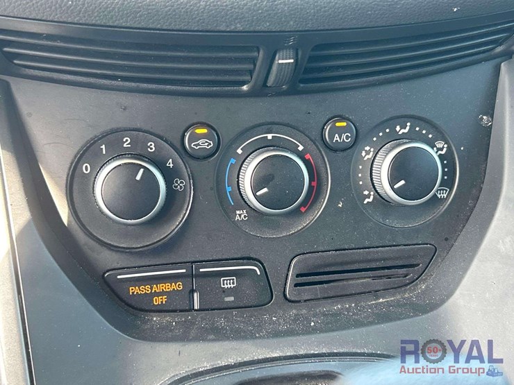 2015-ford-escape-image-16
