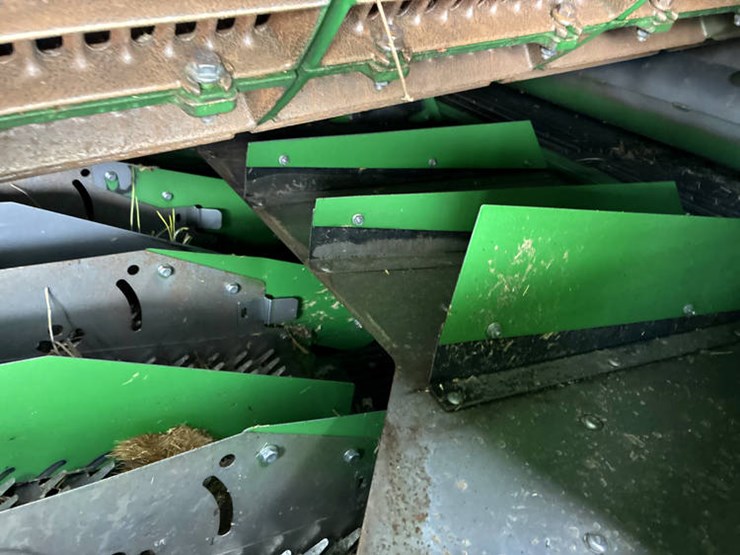 2016-john-deere-s680-image-82