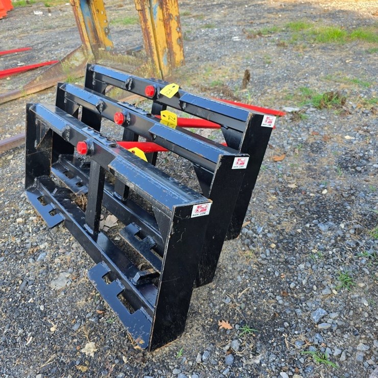 New Kivel Single Skidloader Spear