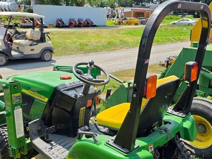john-deere-2210-image-18