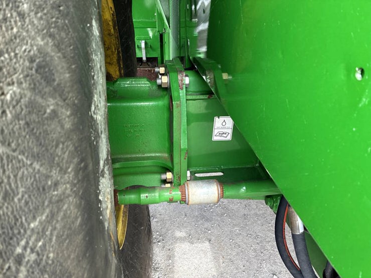 2015-john-deere-s680-image-44