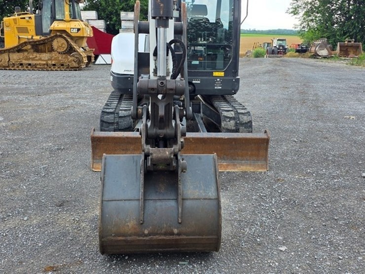 2022-bobcat-e88-image-51