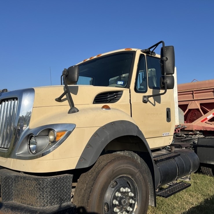 2014 INTERNATIONAL 7600