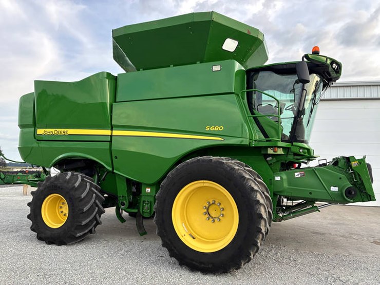 2015-john-deere-s680-image-1
