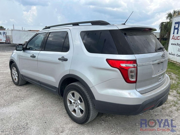 2013-ford-explorer-image-4