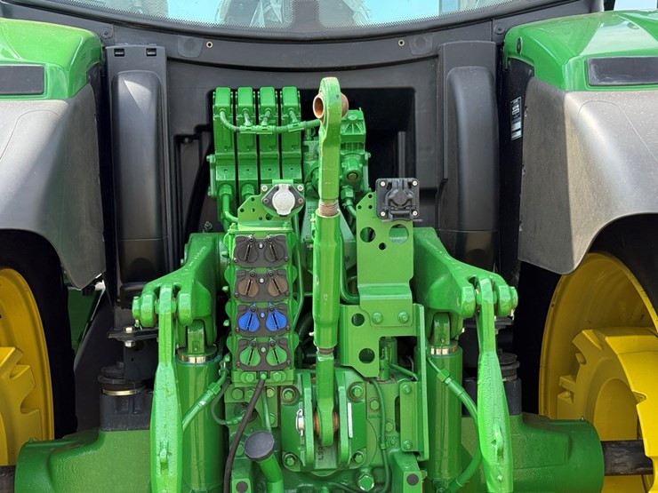 2024-john-deere-6155r-image-15