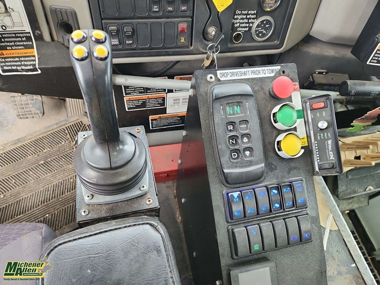 2017-international-workstar-7400-image-14