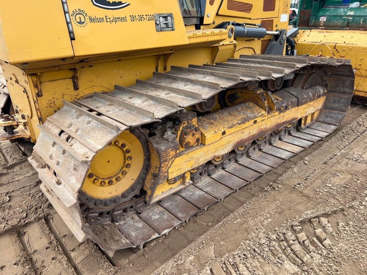 2020-deere-700k-lgp-image-15