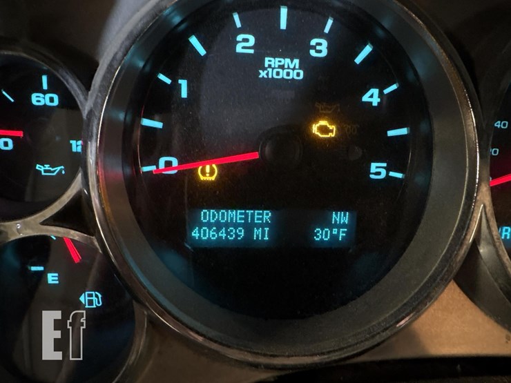 2011-chevrolet-2500-image-9