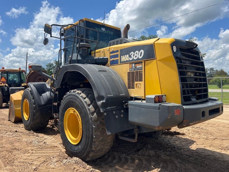 komatsu-wa380-8-image-2