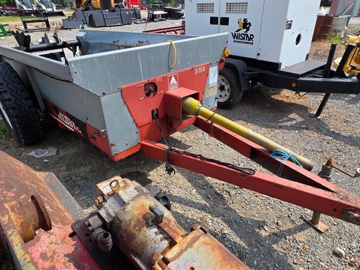 agco-s150-manure-spreader-image-1