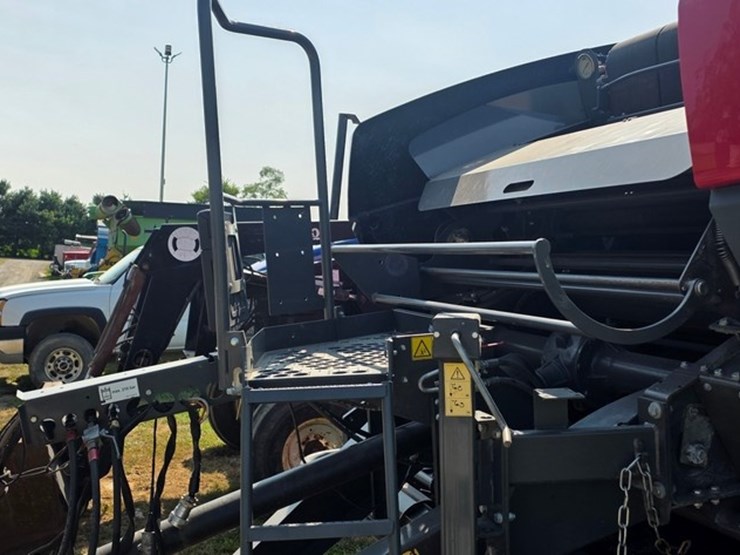 massey-ferguson-rb4180v-image-24