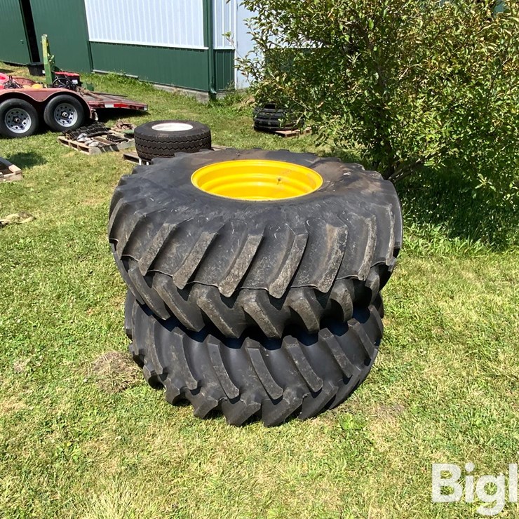 Firestone 23.1-26 Tires On 8 Bolt John Deere Rims