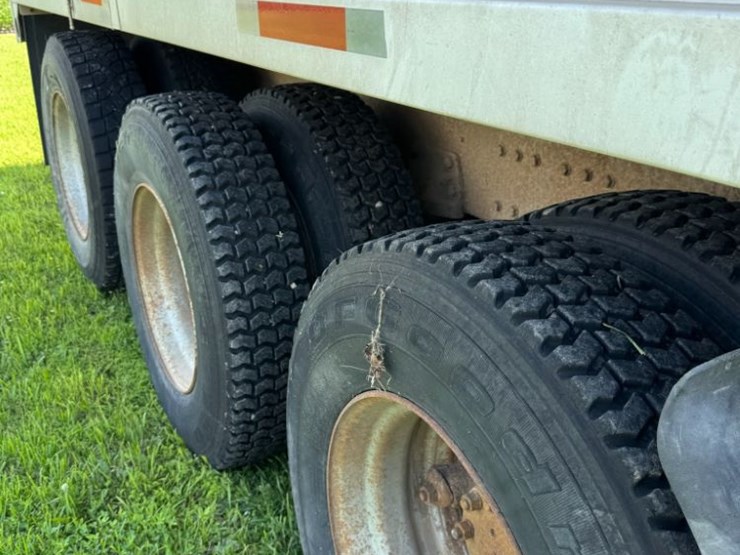 1984-ford-ltl9000-image-15