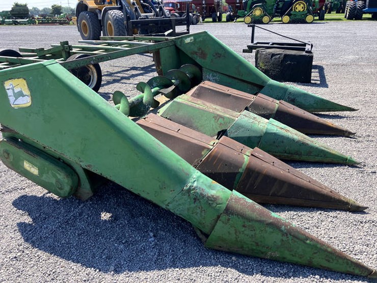 john-deere-443-image-1