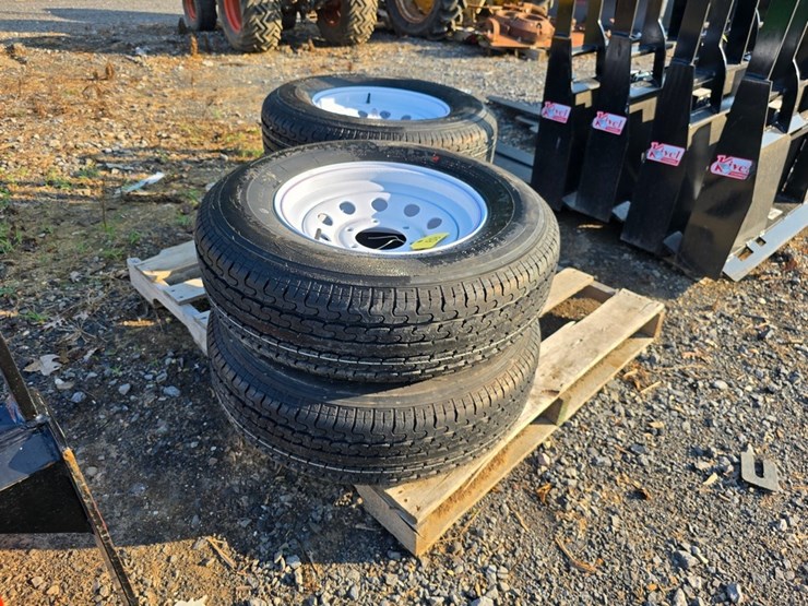 new-4-225/75r15-trailer-tires-&-rims-image-2
