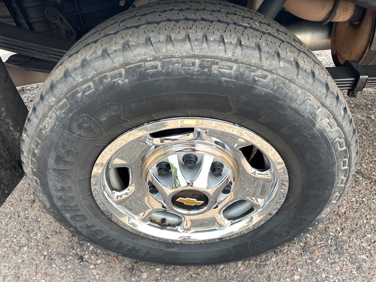 2019-chevrolet-silverado-2500-image-30