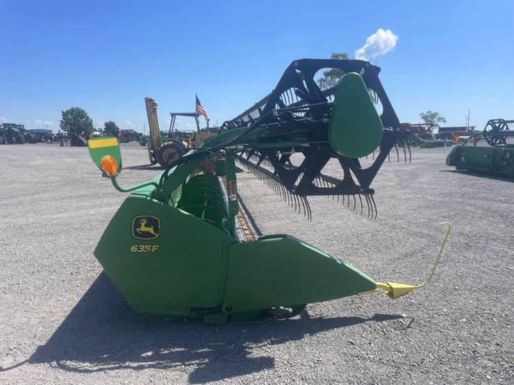 2013-john-deere-635f-image-14