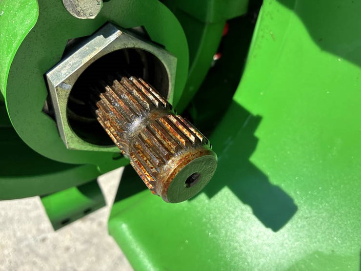 2024-john-deere-s780-image-11