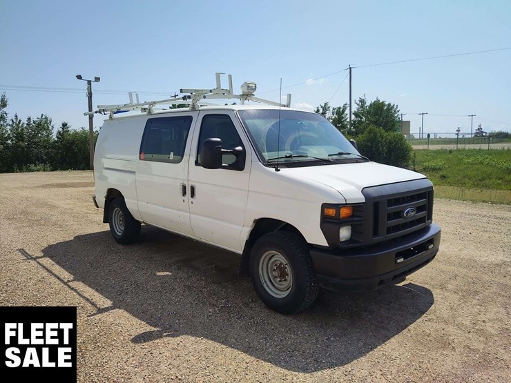 2012-ford-350-image-2