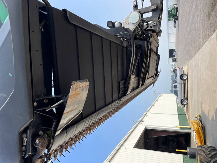 2020-mac-don-fd135-image-21