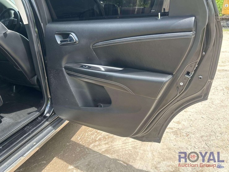 2019-dodge-journey-image-22