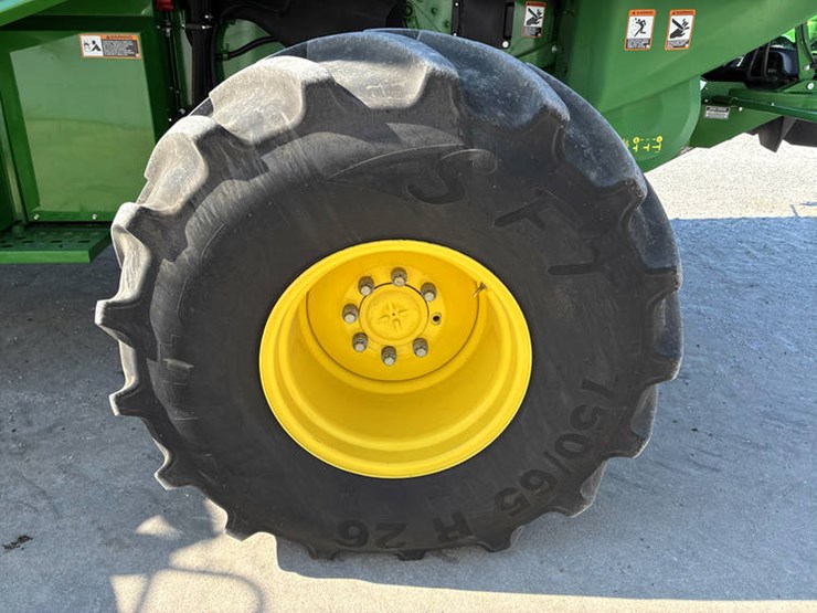 2024-john-deere-s780-image-35