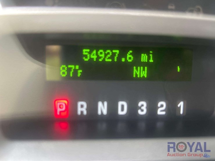 2013-ford-expedition-xlt-image-6