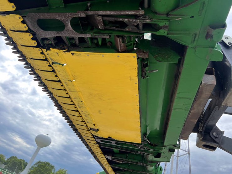 2020-john-deere-740fd-image-24