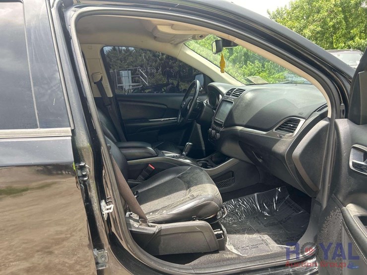 2019-dodge-journey-image-25