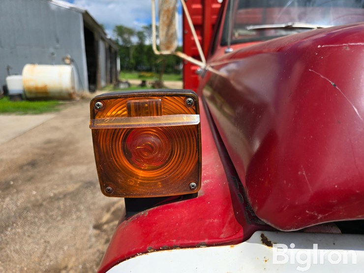 1975-ford-f600-image-13